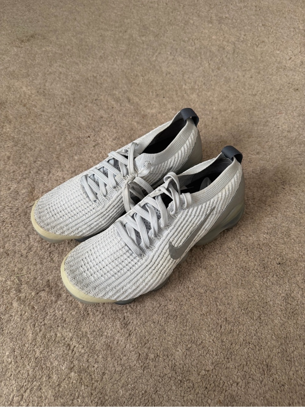 Nike Women's Vapormaxes Light Gray Knit Athletic Sneakers